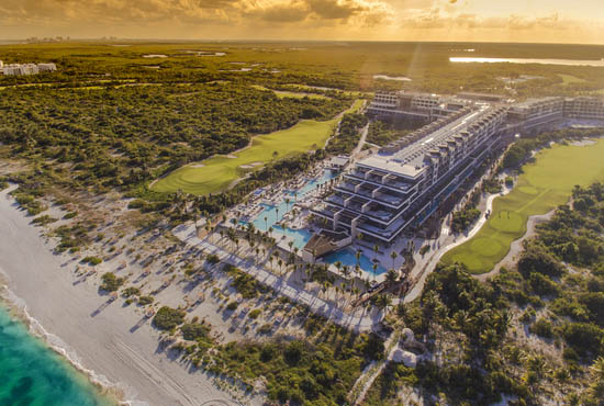Golf Cancun Panoramic